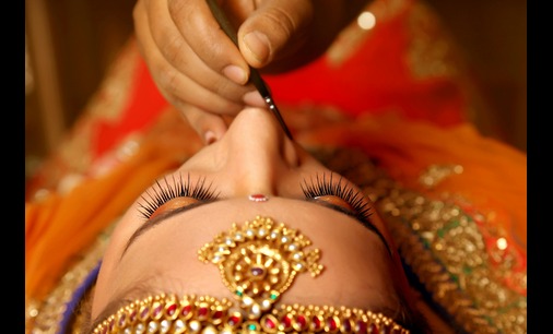Chorepatan Salon, Pokhara Beauty Parlour, Bridal Makeup, Hair Salon, Facial Services